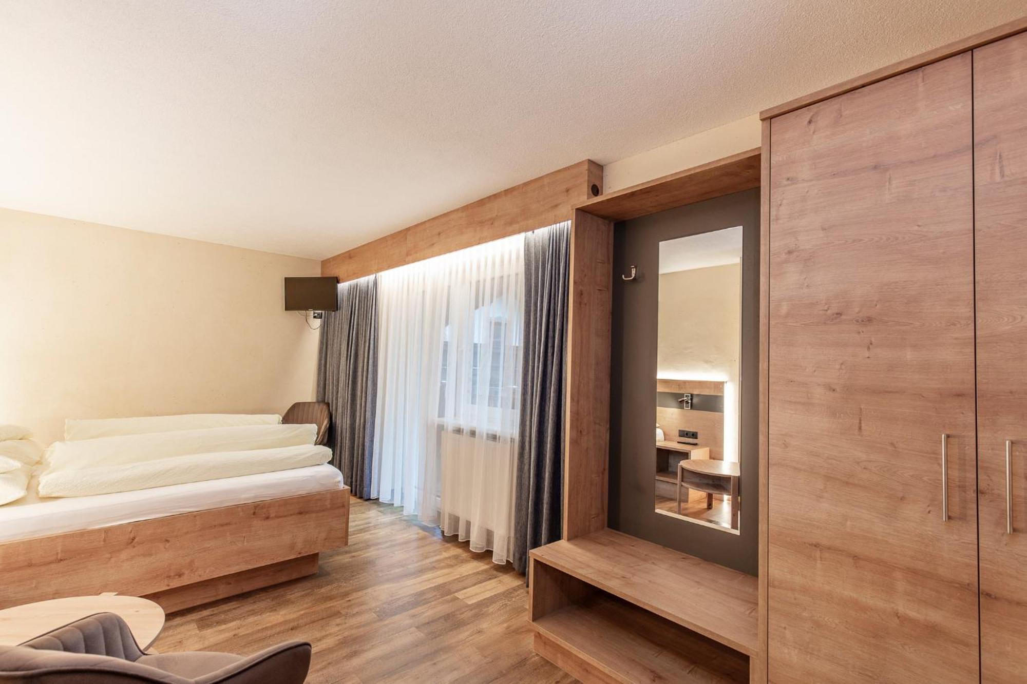 Hotel Haus Manfred à Sölden Extérieur photo