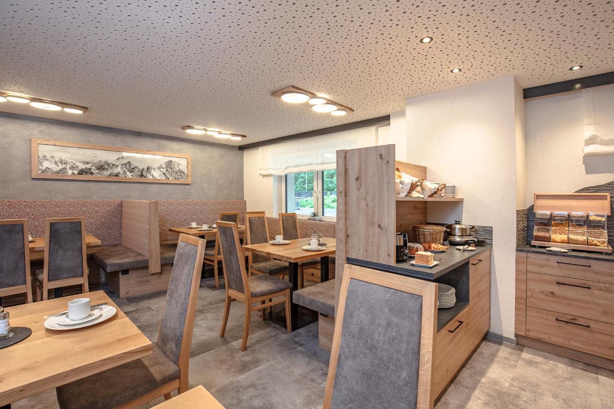 Hotel Haus Manfred à Sölden Extérieur photo
